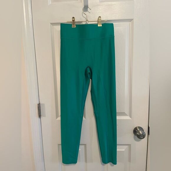 ALL ACCESS Vibrant Green Leggings - Picture 3 of 6